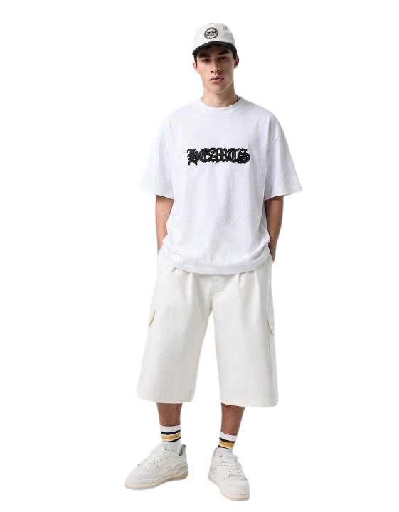 Boxy fit. Oversized. streetwear