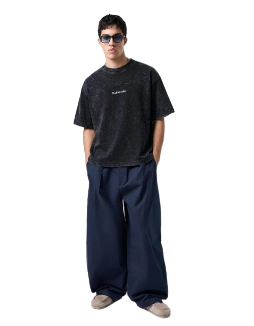 Boxy fit streetwear Oversized