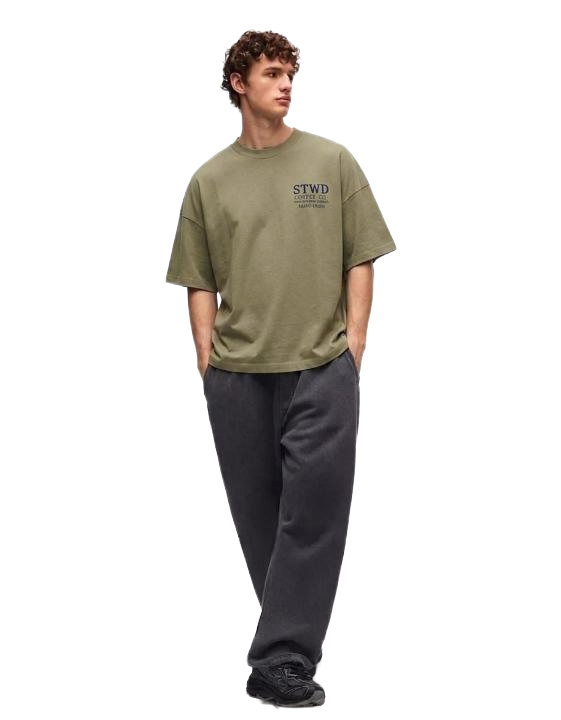 Boxy fit streetwear Oversized